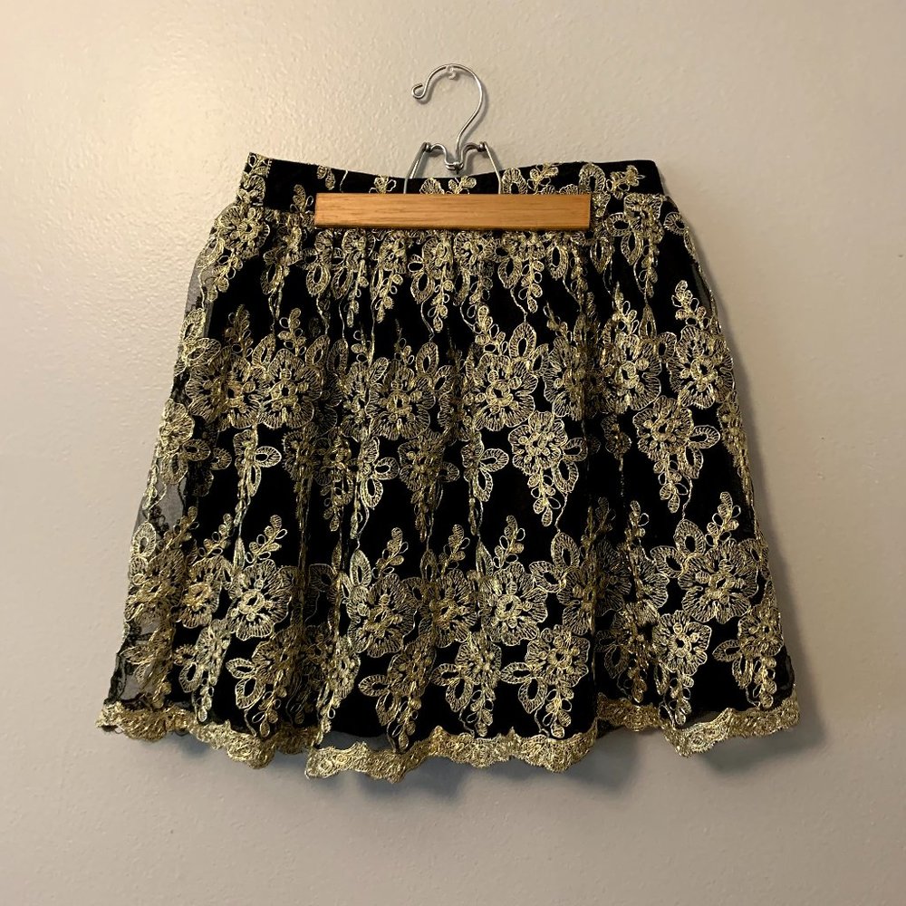 Francesca's Collections Stitched Skirt